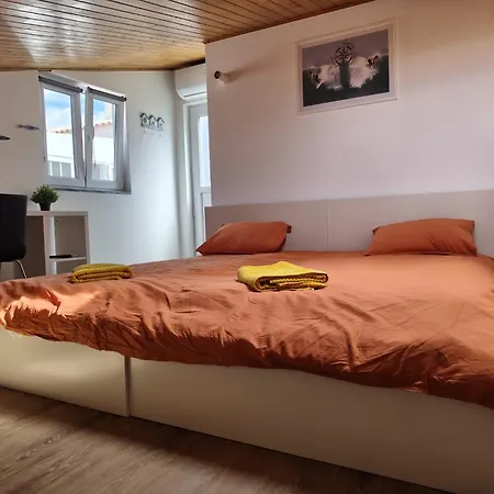 Guest house North Wind House Peniche
