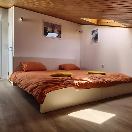Guest house North Wind House Peniche
