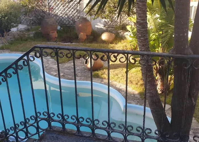 Guest house North Wind *